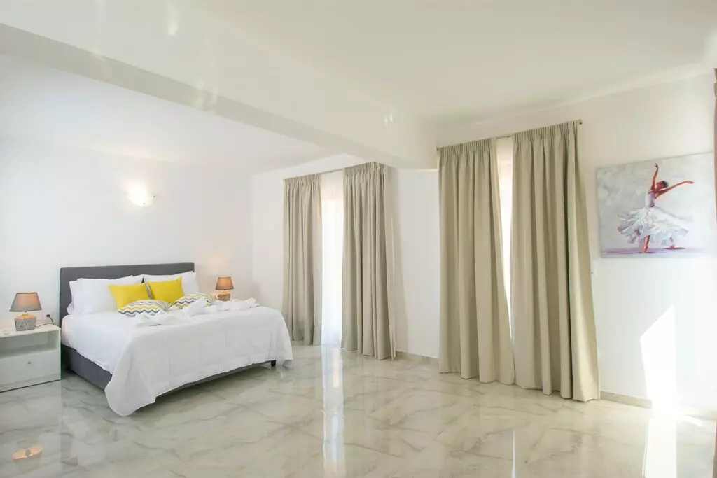 3-bedroom Villa In Elounda, Greece (250 M²)