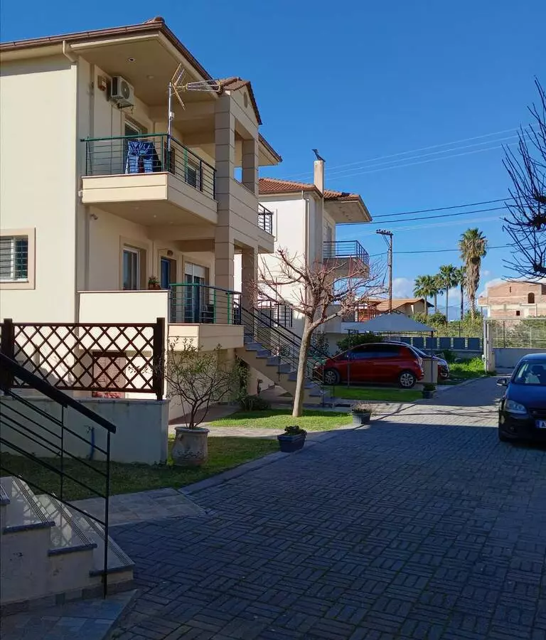 2-bedroom Detached House In Diakopto, Greece (140 M²)