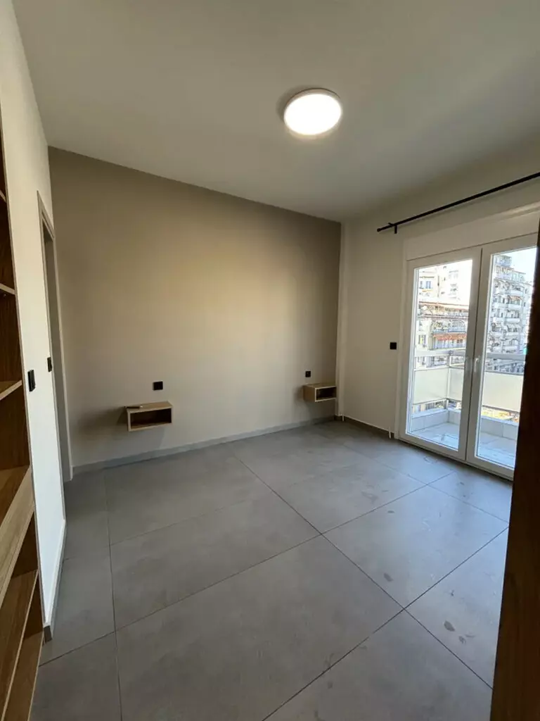 1-bedroom Flat In Center Of Thessaloniki, Greece (57 M²)
