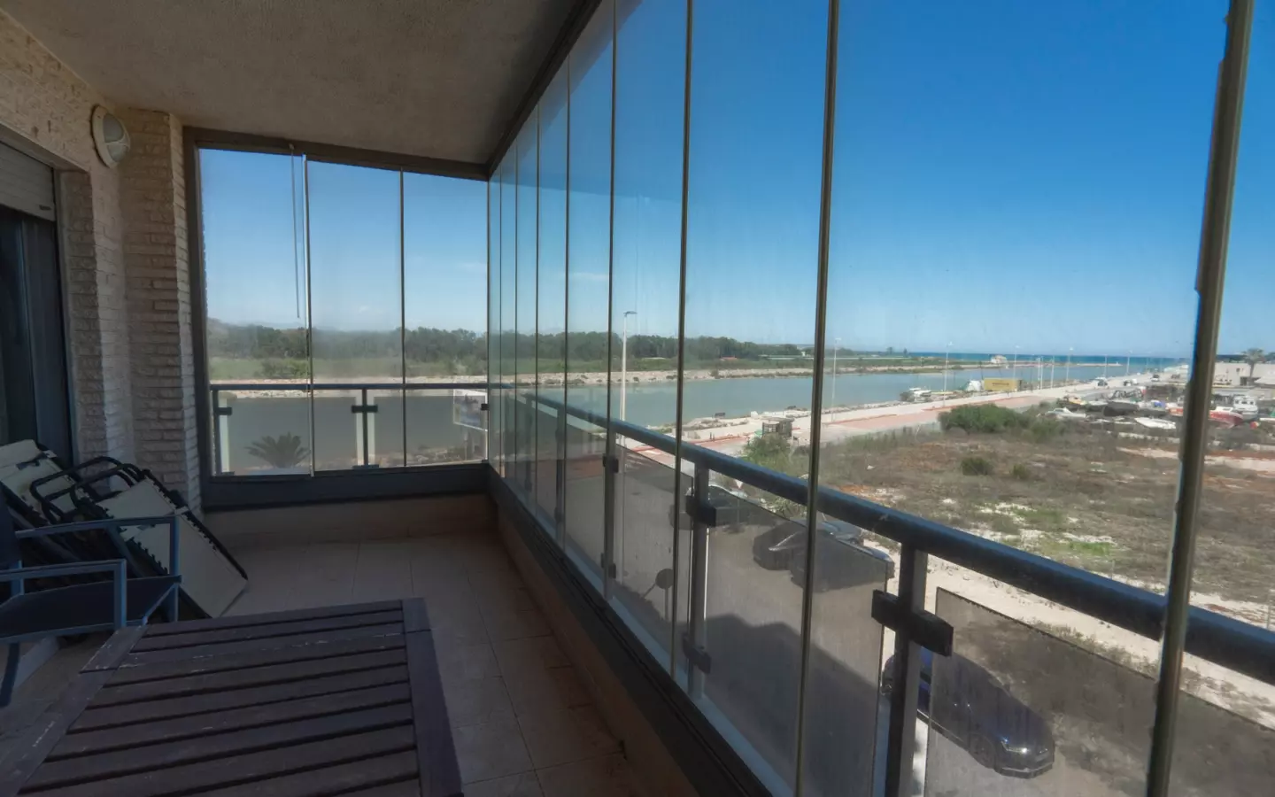 3-bedroom Apartment In Guardamar Del Segura, Spain