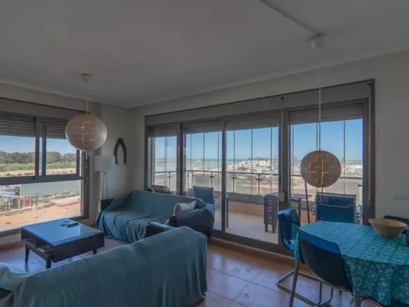 3-bedroom Apartment In Guardamar Del Segura, Spain