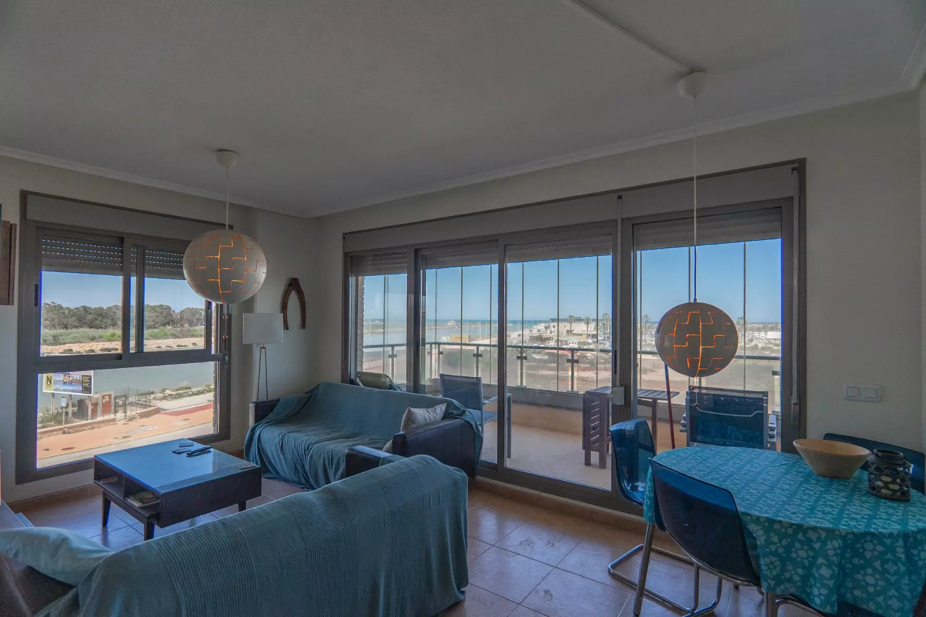 3-bedroom Apartment In Guardamar Del Segura, Spain