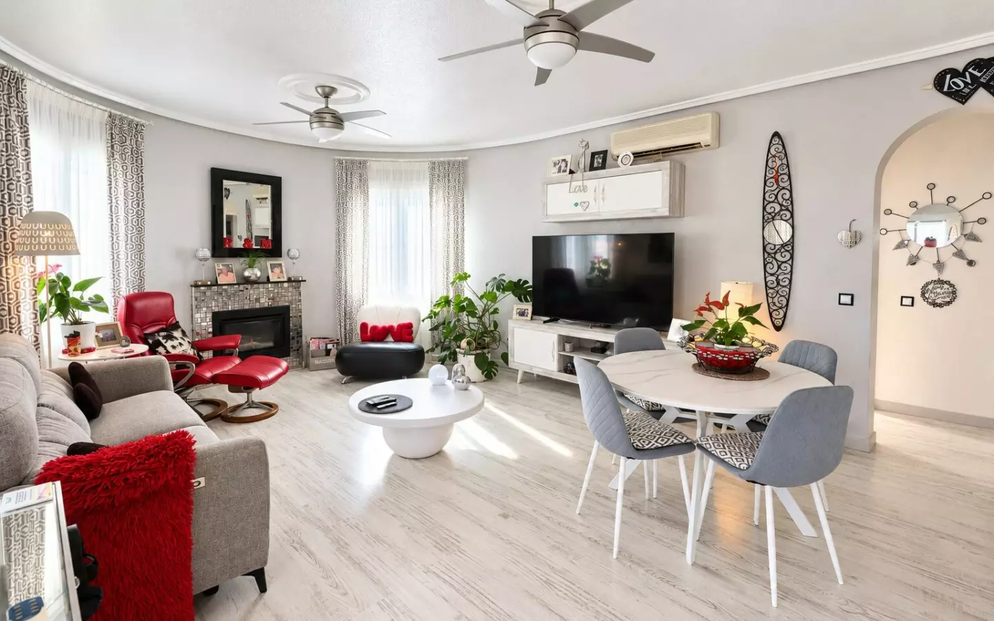 3-bedroom Villa In Ciudad Quesada, Spain (146 M²)
