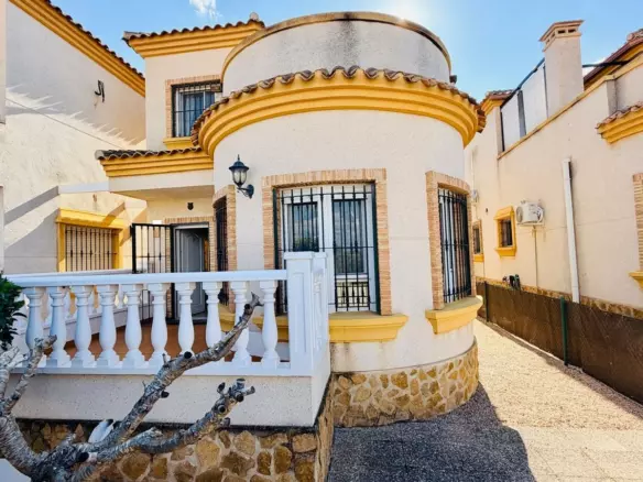 3-bedroom Detached Villa In Los Montesinos, Spain (97 M²)