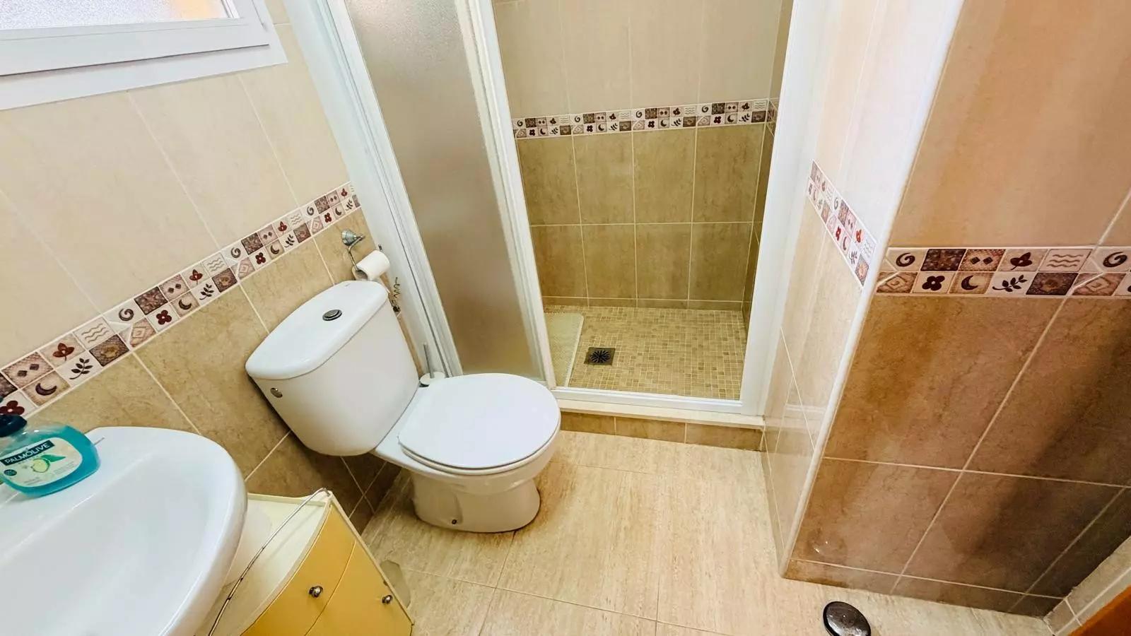 o_1k5hs3ut370mlse13i9srbi812h-f44d07 3-bedroom Detached Villa In Los Montesinos, Spain (97 M²)