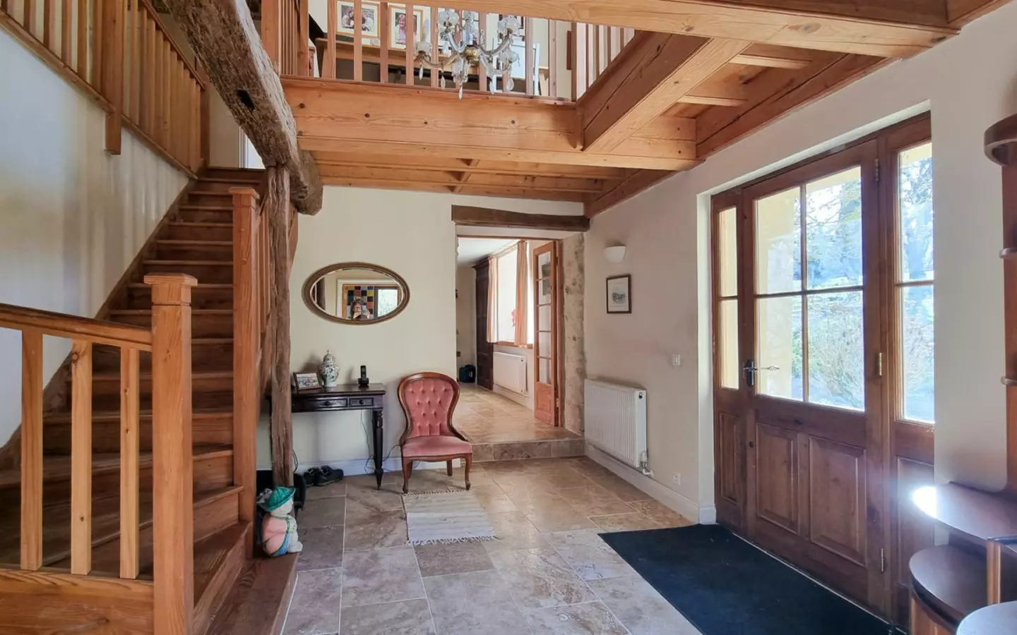 4-bedroom Country House In Saint-gauderic, France (221 M²)