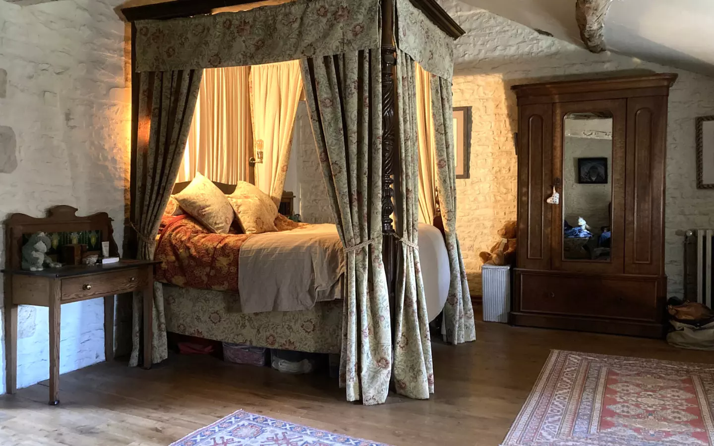 4-bedroom Country House In Saint-ciers-sur-bonnieure, France (269 M²)