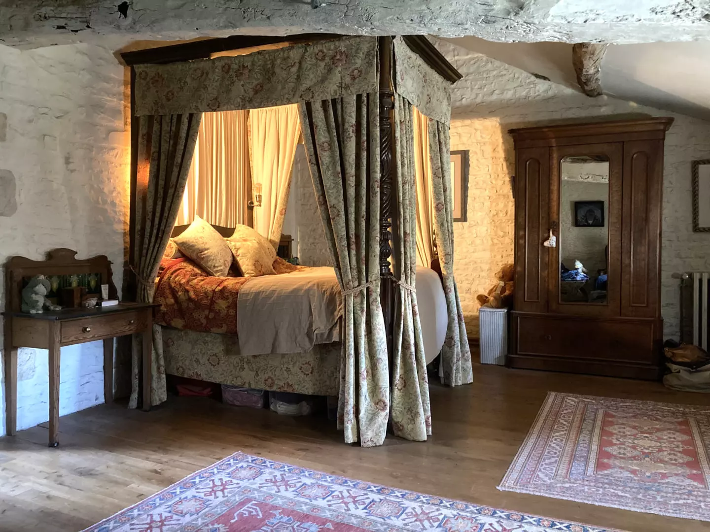 4-bedroom Country House In Saint-ciers-sur-bonnieure, France (269 M²)