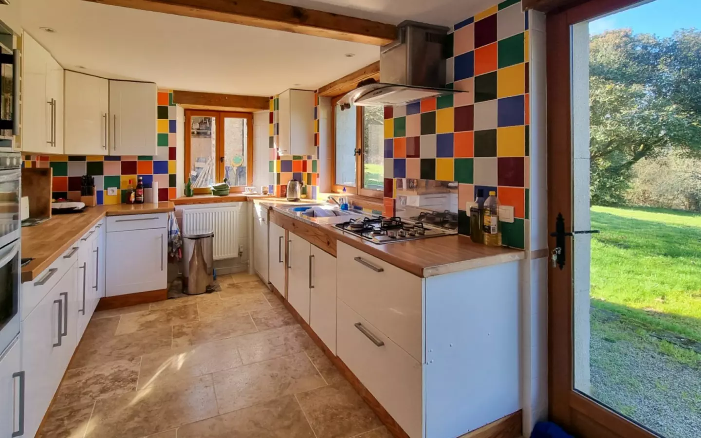 4-bedroom Country House In Saint-gauderic, France (221 M²)
