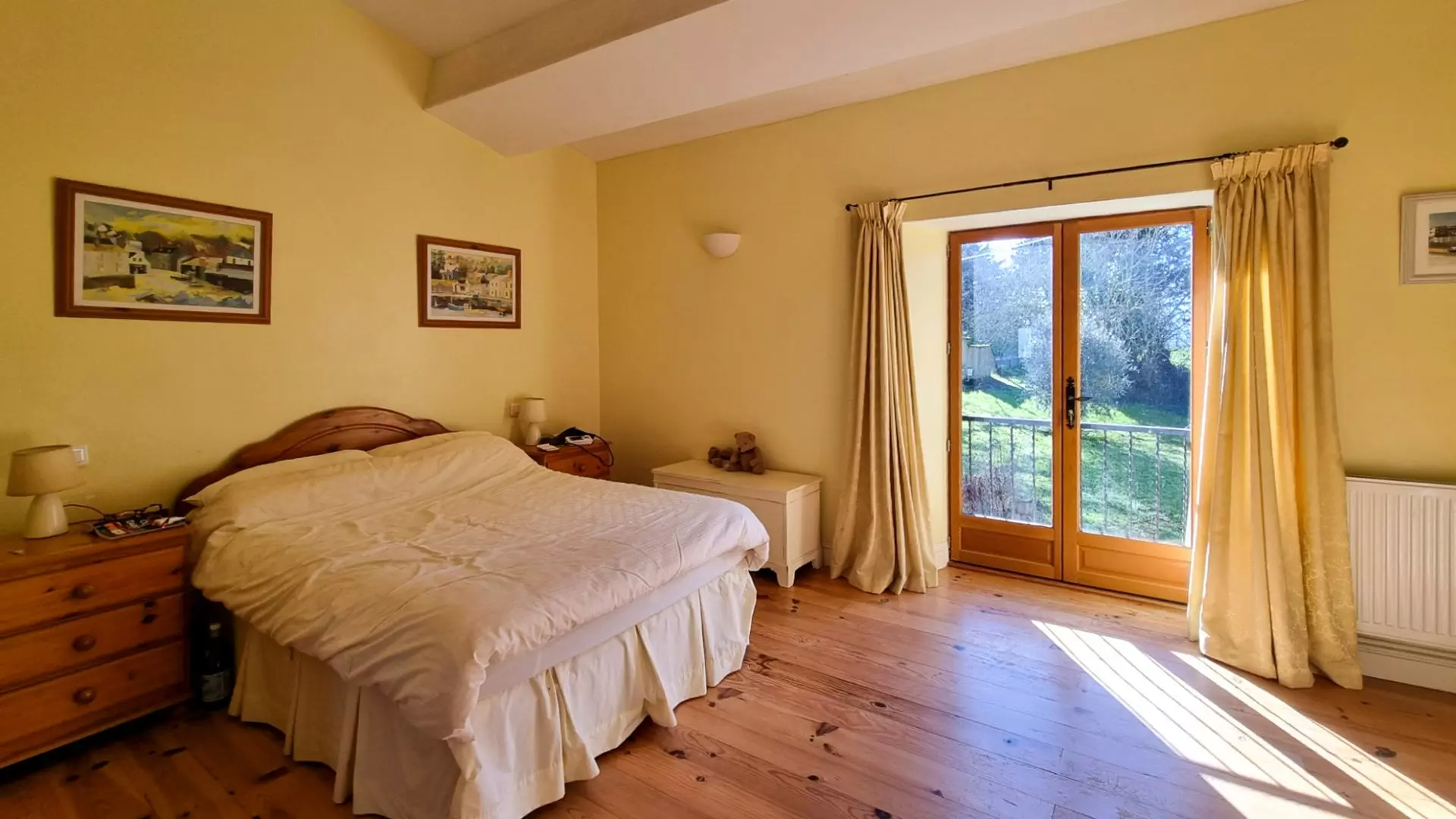 4-bedroom Country House In Saint-gauderic, France (221 M²)
