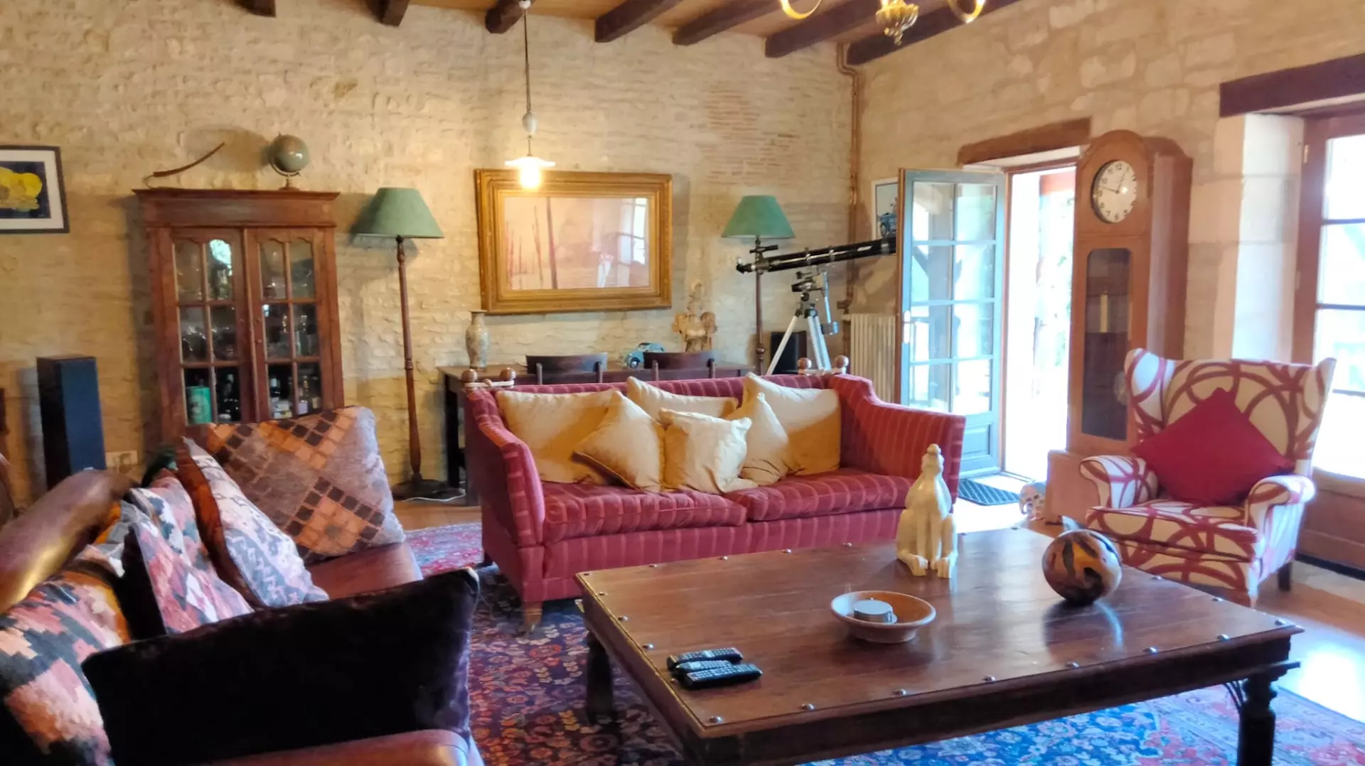 4-bedroom Country House In Saint-ciers-sur-bonnieure, France (269 M²)