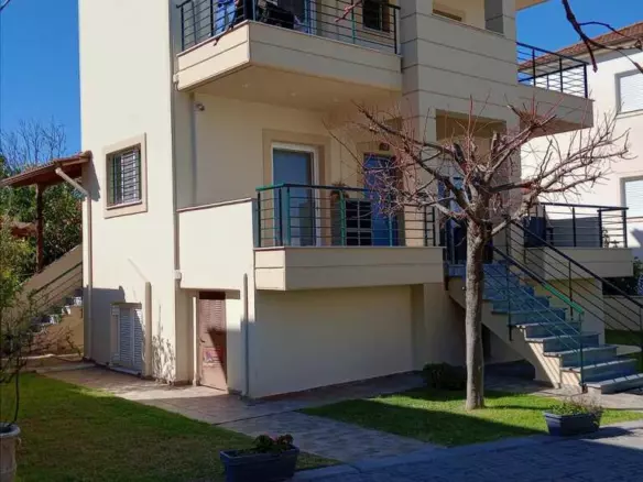 2-bedroom Detached House In Diakopto, Greece (140 M²)