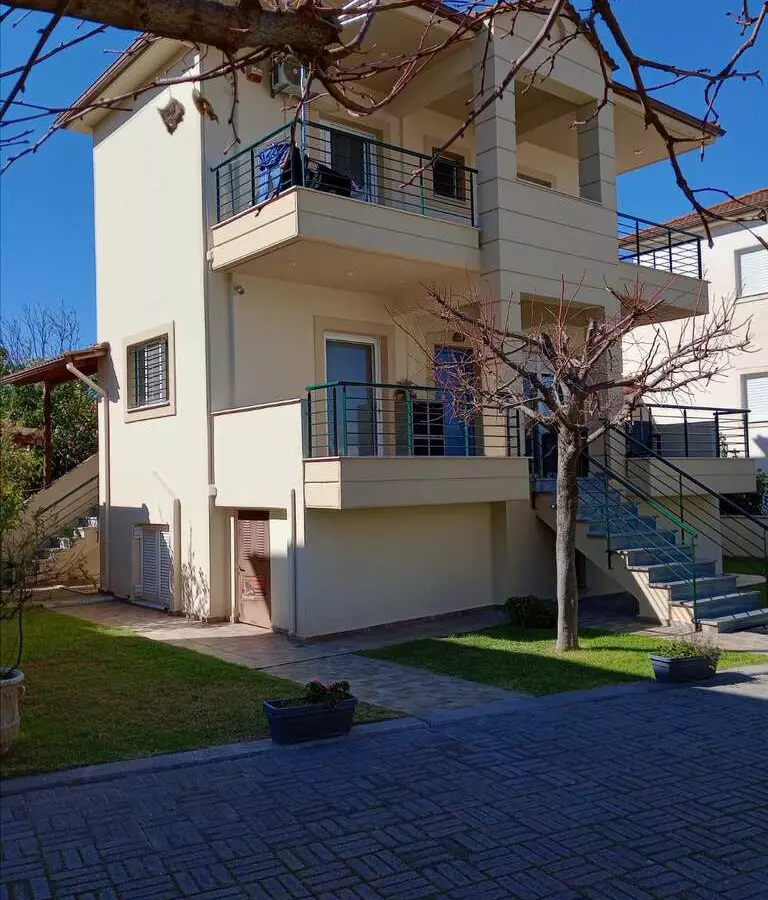 2-bedroom Detached House In Diakopto, Greece (140 M²)