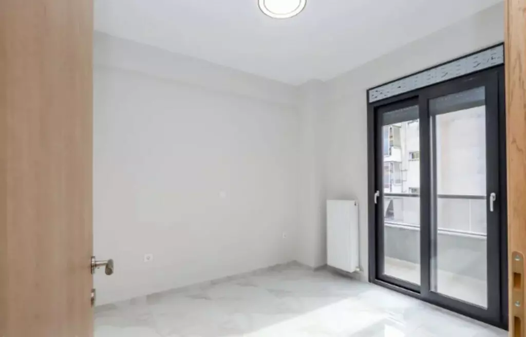 2-bedroom Flat In Evosmos, Greece (75 M²)