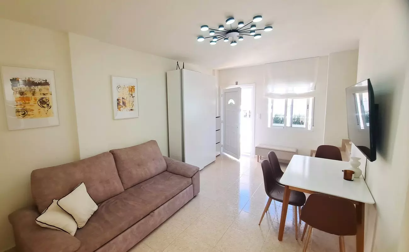 2-bedroom Town House In Villamartin, Spain (80 M²)