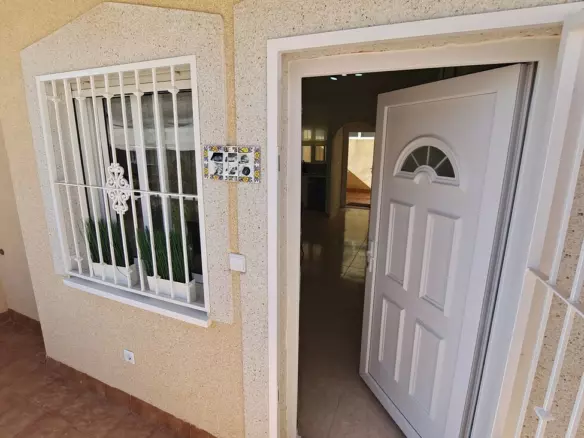 2-bedroom Town House In Villamartin, Spain (80 M²)