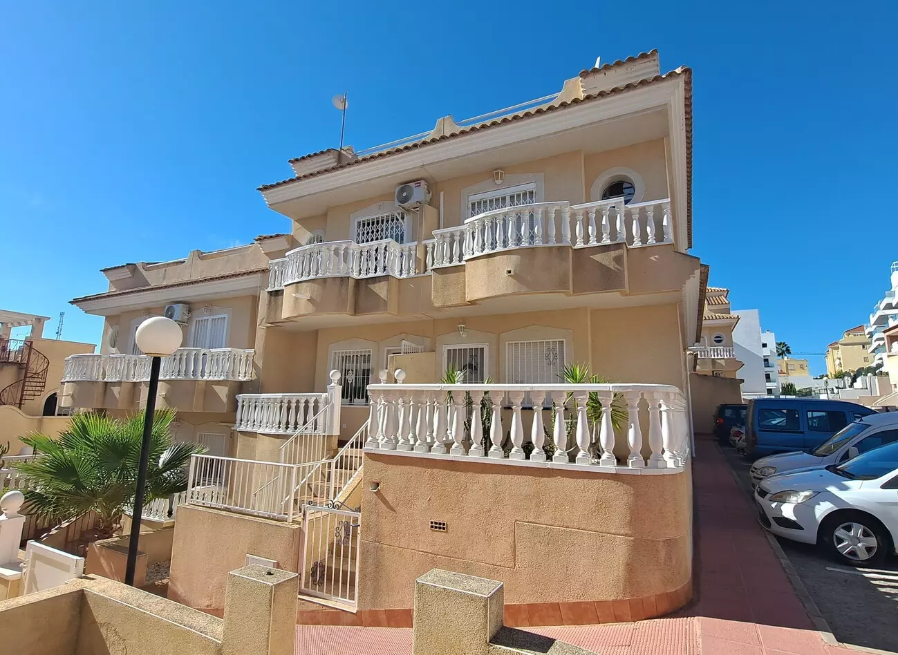 2-bedroom Town House In Villamartin, Spain (80 M²)
