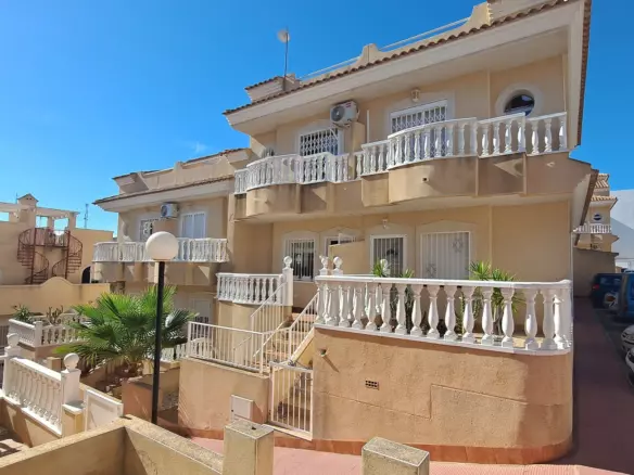 2-bedroom Town House In Villamartin, Spain (80 M²)