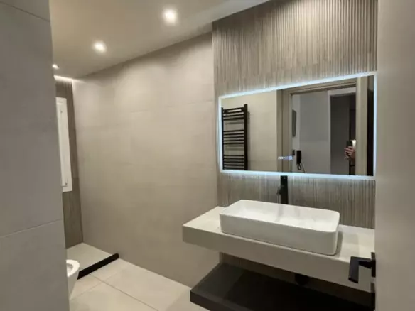 1-bedroom Flat In Center Of Thessaloniki, Greece (57 M²)