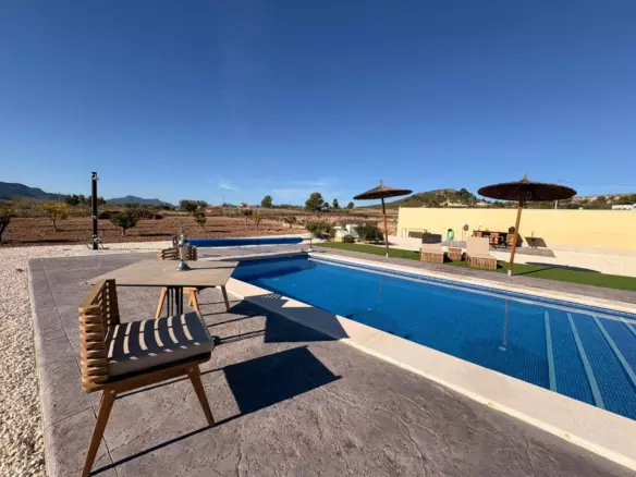 2-bedroom Detached Villa In Pinoso, Spain (118 M²)