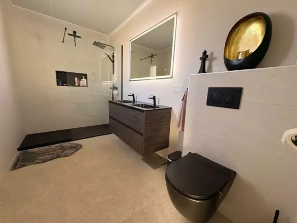 2-bedroom Detached Villa In Pinoso, Spain (118 M²)