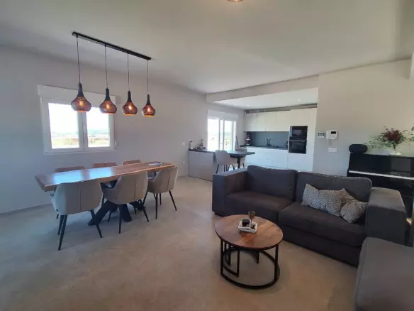 2-bedroom Detached Villa In Pinoso, Spain (118 M²)
