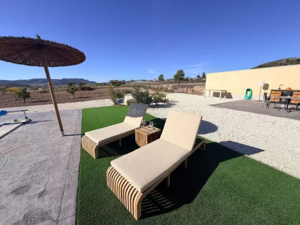 2-bedroom Detached Villa In Pinoso, Spain (118 M²)