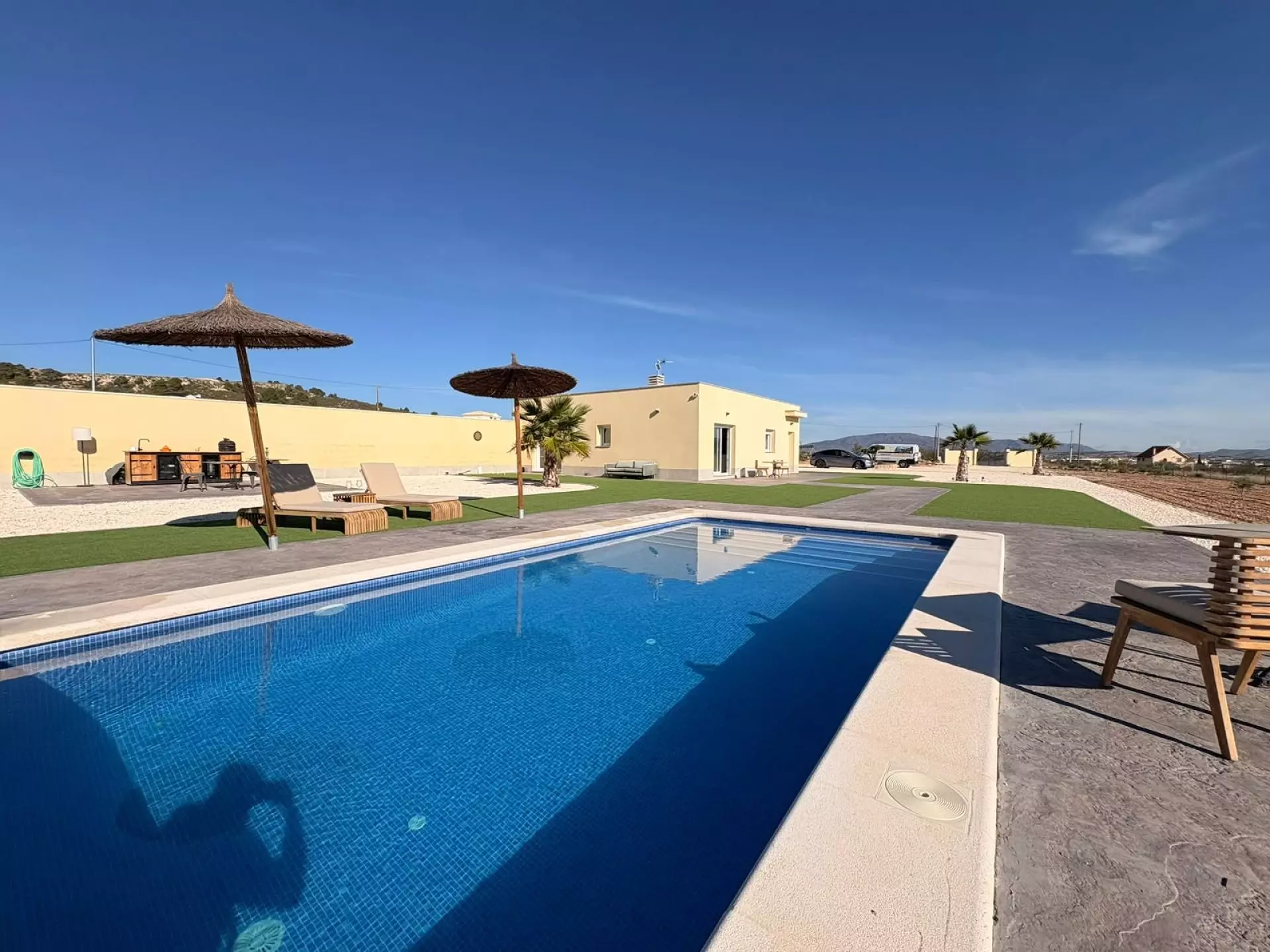 2-bedroom Detached Villa In Pinoso, Spain (118 M²)