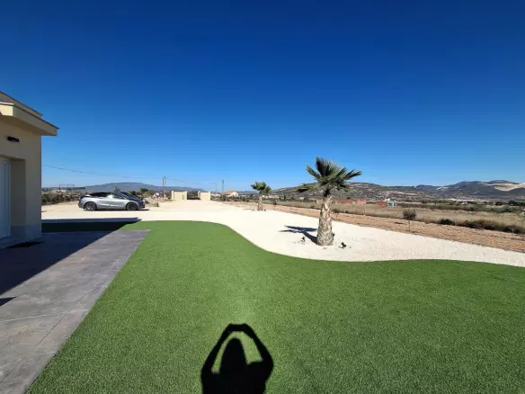 2-bedroom Detached Villa In Pinoso, Spain (118 M²)