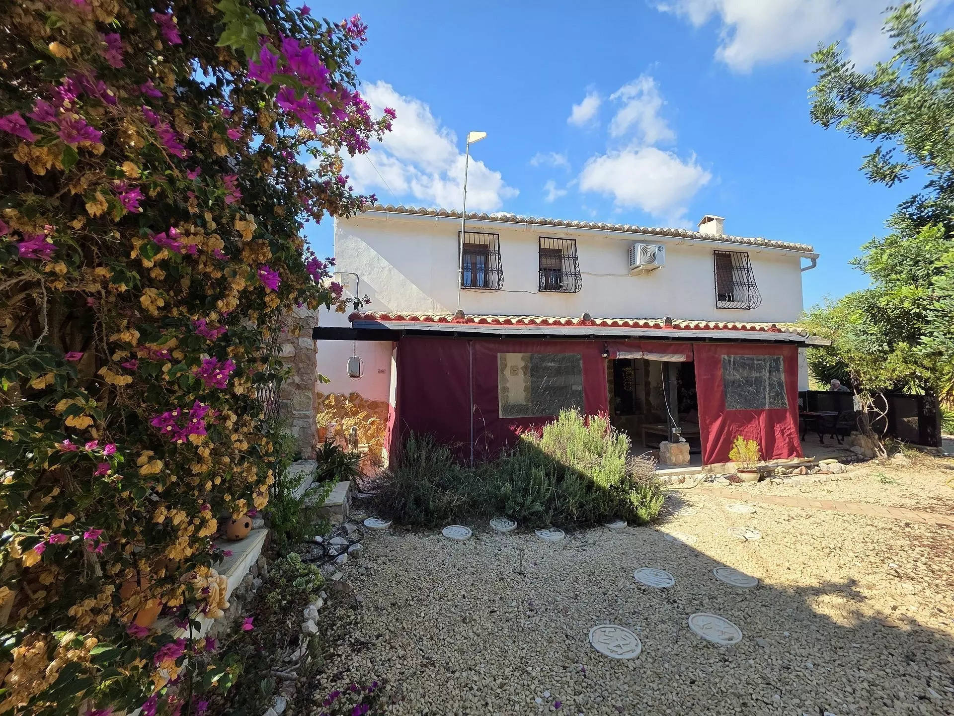 5-bedroom Country House In La Romana, Spain (378 M²)
