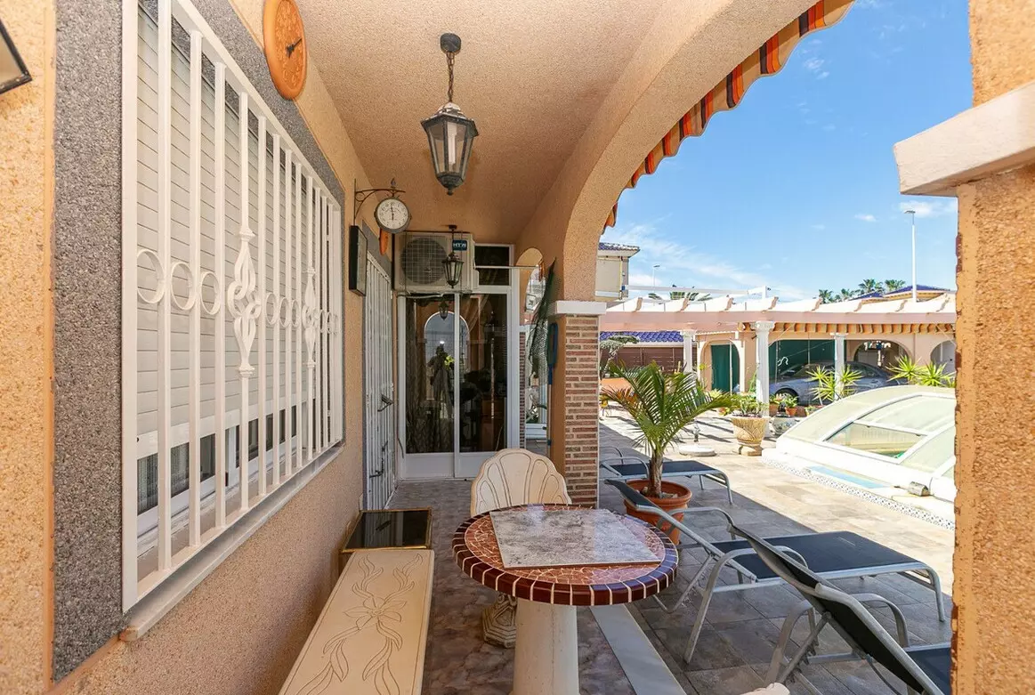 4-bedroom Villa In Orihuela Costa, Spain (158 M²)