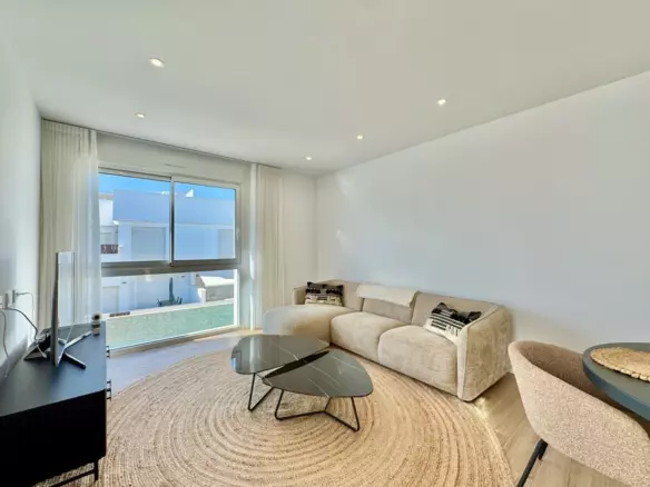 3-bedroom Apartment In Pilar De La Horadada, Spain (110 M²)