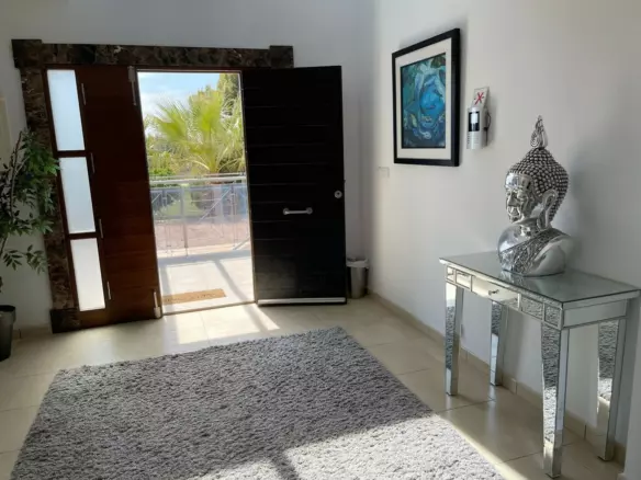 6-bedroom Villa In Monforte Del Cid, Spain (453 M²)