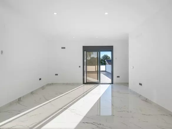 4-bedroom Villa In Orihuela Costa, Spain (245 M²)