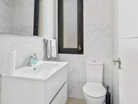 4-bedroom Villa In Algorfa, Spain (123 M²)