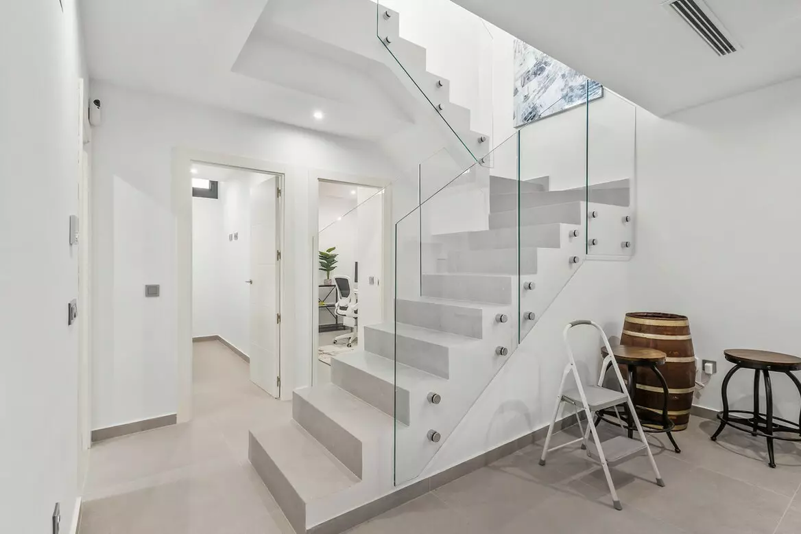 4-bedroom Villa In Algorfa, Spain (123 M²)