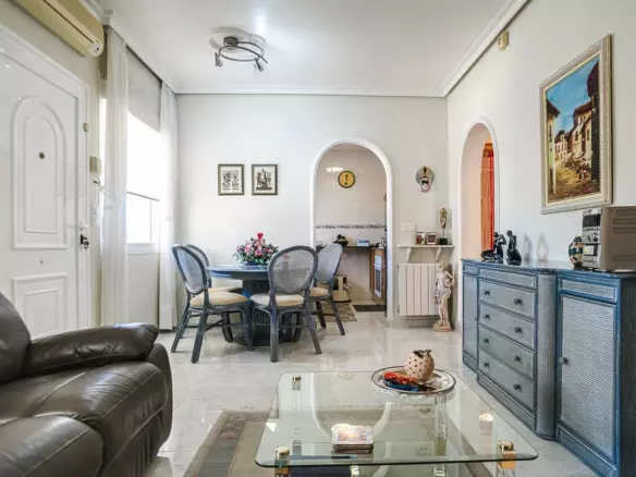 2-bedroom Villa In Orihuela Costa, Spain (100 M²)