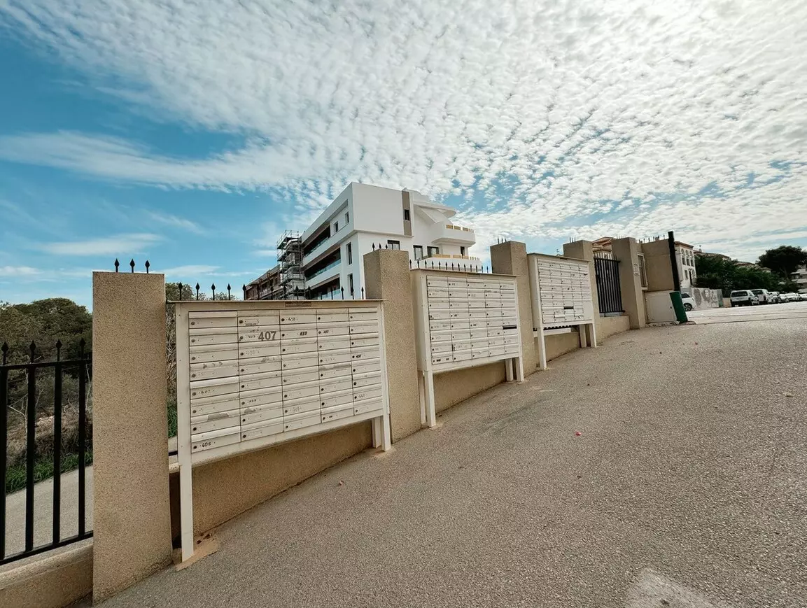 4-bedroom Apartment In Orihuela Costa, Spain (157 M²)