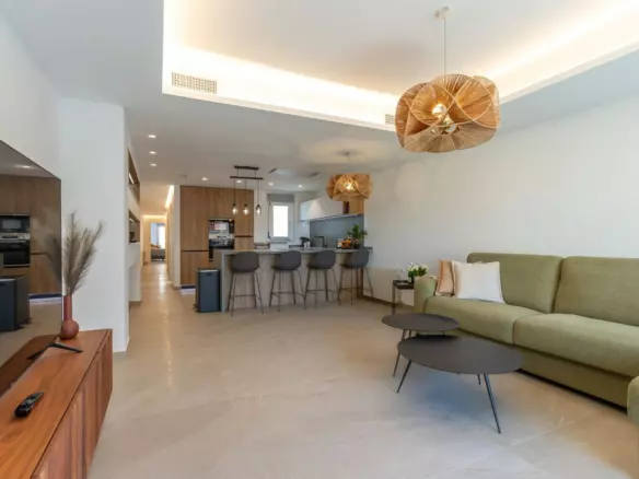 2-bedroom Apartment In Torrevieja, Spain (106 M²)