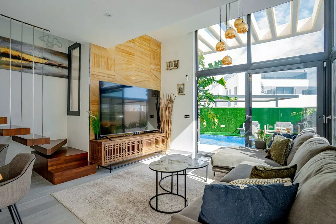 3-bedroom Villa In Orihuela Costa, Spain (104 M²)