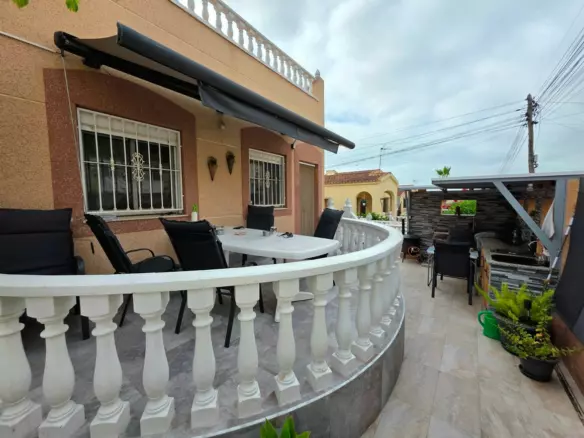 5-bedroom Villa In San Fulgencio, Spain (165 M²)