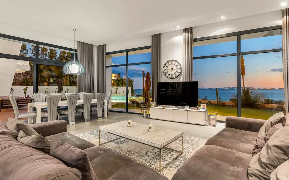 6-bedroom Villa In Cabo Roig, Spain (479 M²)