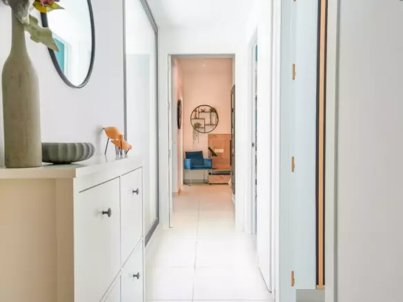 4-bedroom Villa In Benijofar, Spain (240 M²)