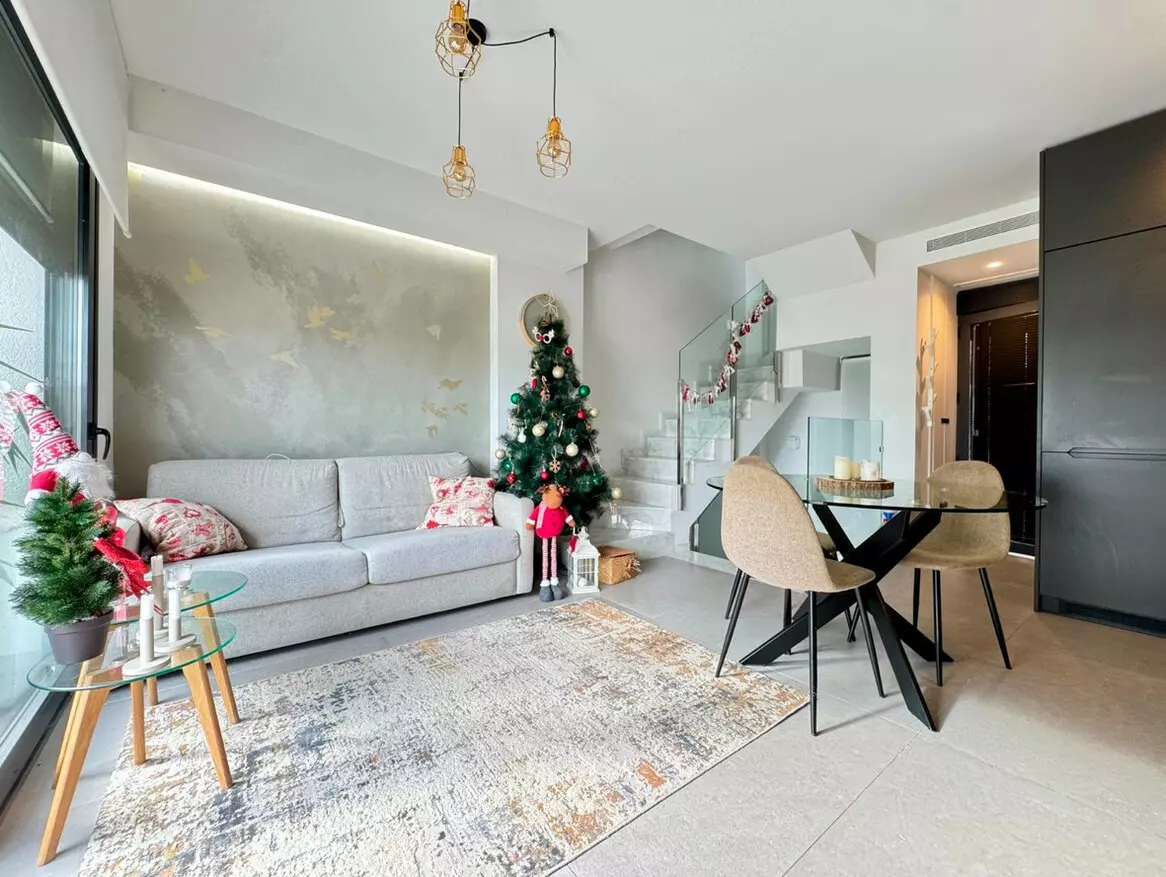 4-bedroom Townhouse In Guardamar Del Segura, Spain (139 M²)