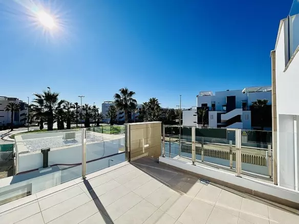 3-bedroom Villa In Guardamar Del Segura, Spain (180 M²)