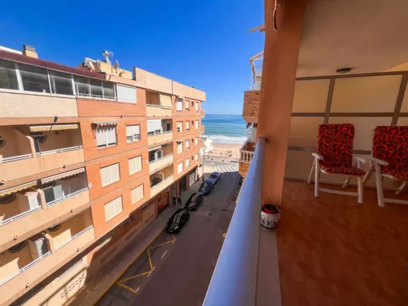 3-bedroom Apartment In Guardamar Del Segura, Spain (84 M²)