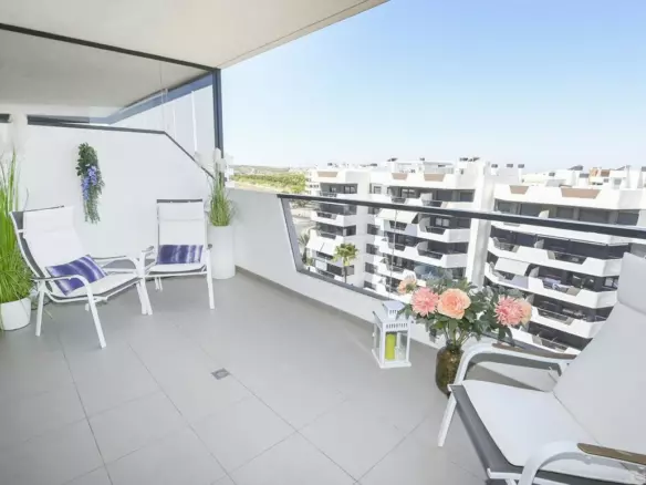2-bedroom Apartment In Elche, Spain (64 M²)