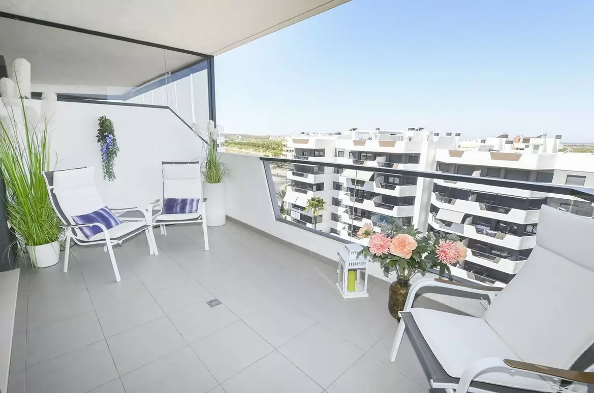 2-bedroom Apartment In Elche, Spain (64 M²)
