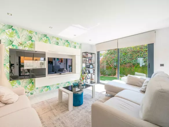 3-bedroom Villa In Rojales, Spain (136 M²)
