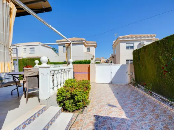 3-bedroom Villa In Orihuela Costa, Spain (125 M²)